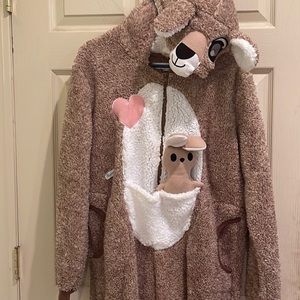 Weekend edition size large kangaroo cotton Halloween costume.